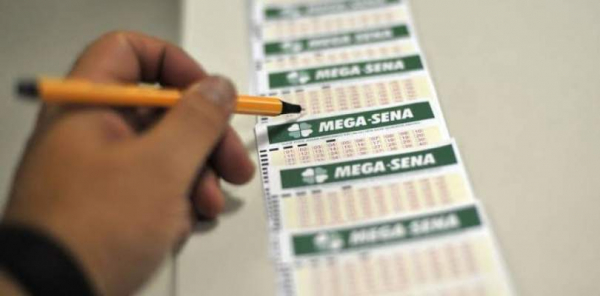 Mega-Sena acumulada deve pagar hoje prêmio de R$ 40 milhões