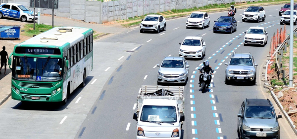 Motofaixa de Salvador contribui para queda de mortes no trânsito e vira modelo nacional