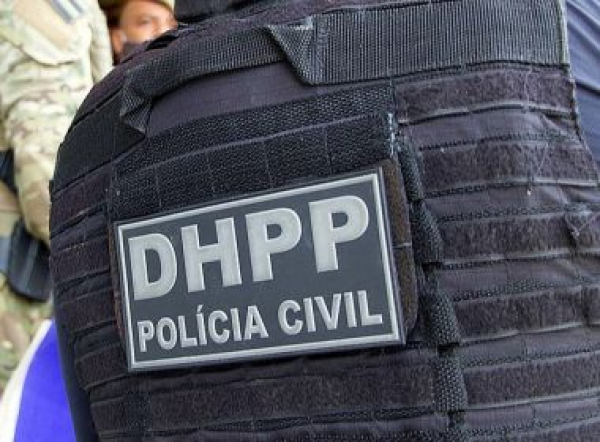 Mulher é presa por suspeita de matar companheiro a facadas em Salvador  