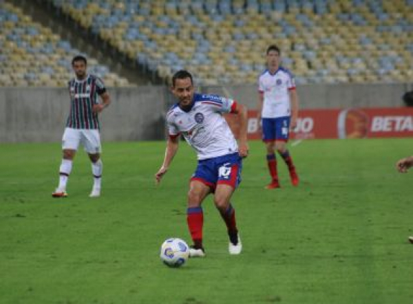 Na estreia de Dabove, Bahia perde para o Flu e chega ao 8º jogo de jejum no Brasileiro