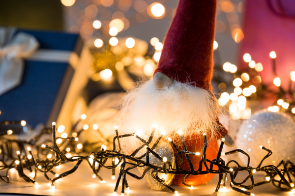 Natal: especialista alerta sobre riscos de iluminação mal instalada; confira dicas de segurança?e economia