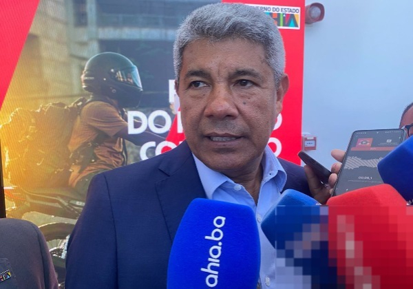 Jerônimo rebate críticas de ACM Neto e Caiado e diz fazer ‘muito’ pela segurança