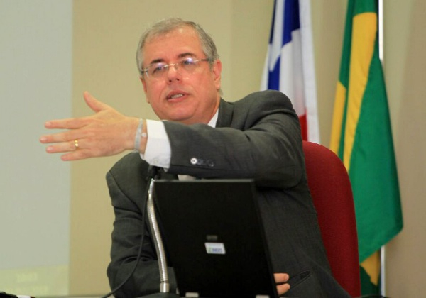 OAB pagou R$ 220 mil em aluguel exclusivo para Luiz Viana em Brasília