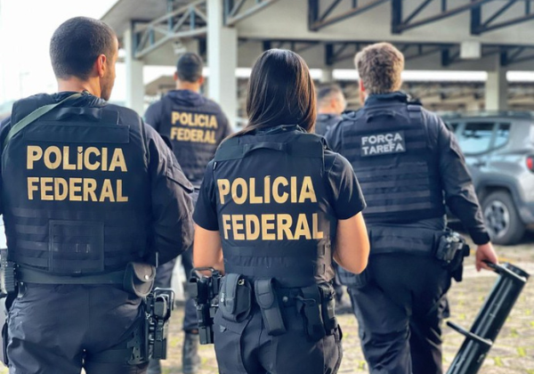 Operador financeiro de deputado federal alvo da PF na Bahia começa a usar tornozeleira eletrônica