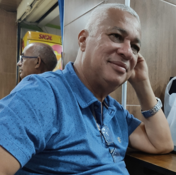 Parabéns radialista e jornalista Jair Onofre