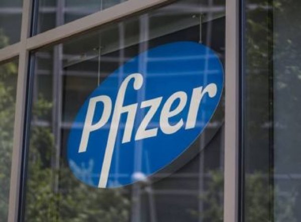 Pfizer autoriza que vacina seja armazenada em geladeiras comuns por um mês