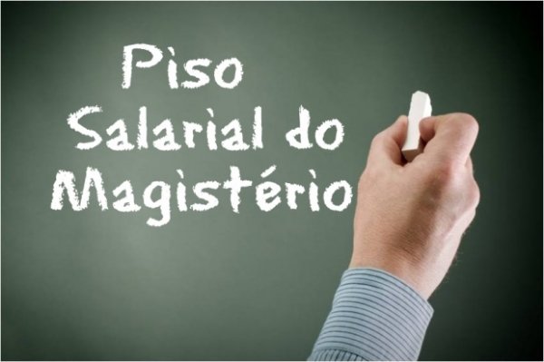 Piso do magistério: CNM aguarda edição urgente de MP como solução para critério de reajuste em 2022