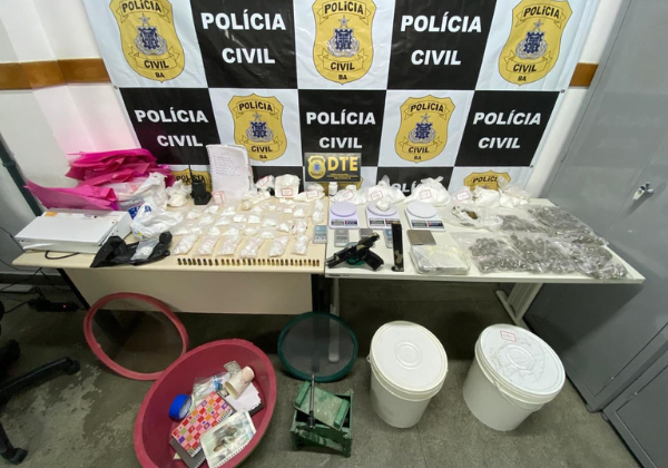 Polícia Civil desarticula laboratório de drogas e prende quatro suspeitos na Bahia
