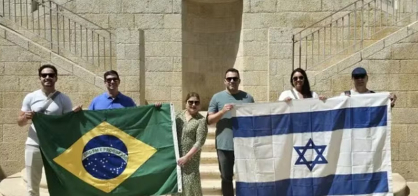Políticos brasileiros que viajaram a Israel estão