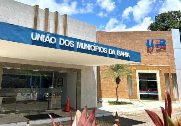Prefeito de Ituaçu retira pré-candidatura à UPB e declara apoio a Wilson Cardoso