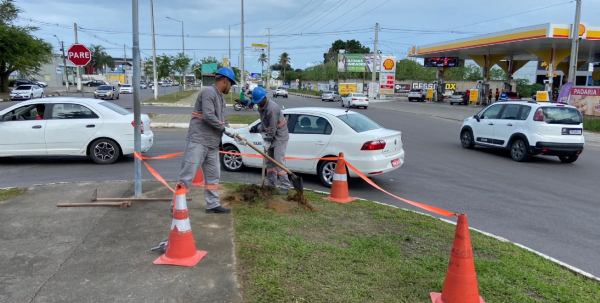 Prefeitura de Feira prepara avenida Noide Cerqueira para receber lâmpadas de Led