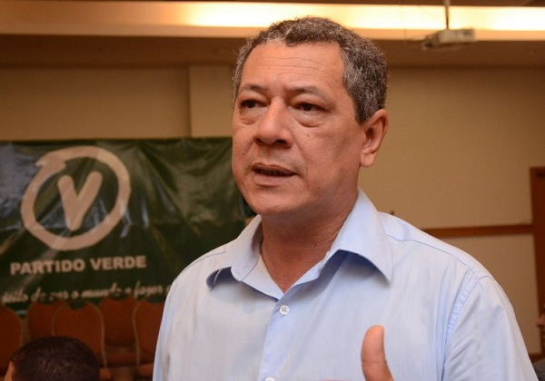 Presidente do PV na Bahia é libertado após ficar mais de 24 horas em cativeiro
