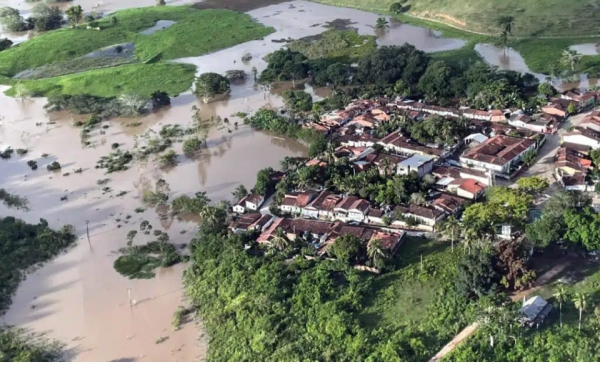 Projeto de lei oferece financiamento para empresários de cidades atingidas pelas chuvas na Bahia