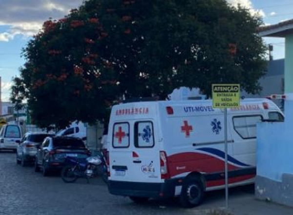 Puxados por tendência de domingos, casos de Covid na Bahia caem mais de 50%