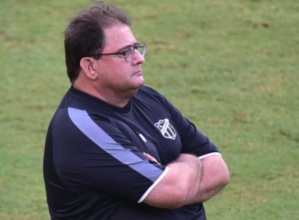 'Quero a orelhuda': Guto Ferreira diz que Ceará precisa construir o jogo contra o Bahia