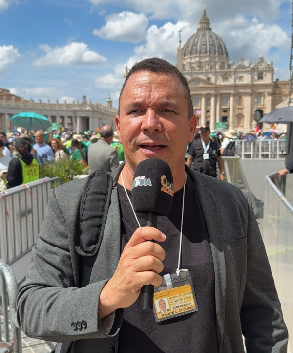 Radialista Jorge Biancchi acompanha direto do Vaticano a escolha do novo Papa, prevista para 5 de maio