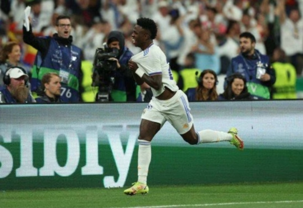 Real Madrid é campeão europeu com gol de Vini Jr e brilho de Courtois