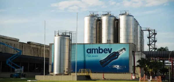 Receita Federal questiona Ambev sobre operações bilionárias envolvendo Imposto de Renda