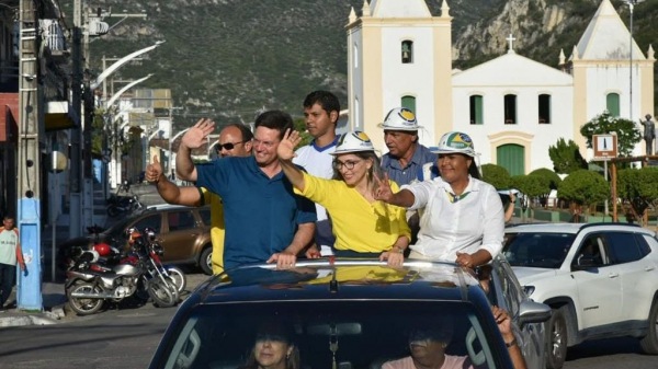 Roma recebe apoio de ex-prefeito e lideranças da região em visita a Jacobina neste sábado