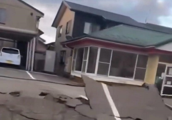 Rússia e Coreia do Sul emitem alerta de tsunami após terremotos no Japão