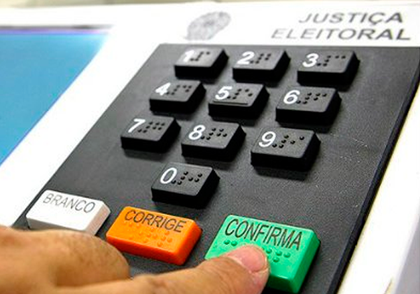 Saiba quem são os deputados eleitos prefeitos no segundo turno