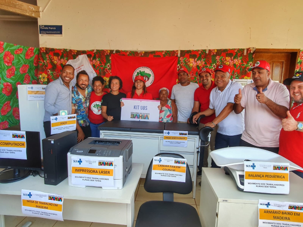 Secretária da Saúde participa de seminário do MST e entrega kits de Unidades Básicas de Saúde para assentamentos do Baixo Sul da Bahia