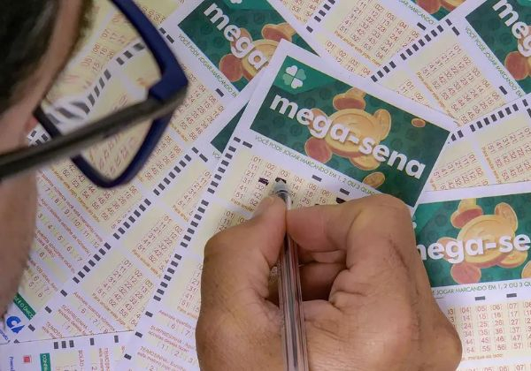 Sem acertador, Mega-Sena acumula e prêmio estimado é de R$ 45 milhões