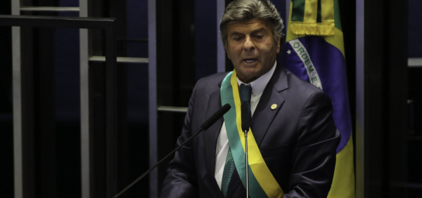 STF tem maioria para conceder licença-maternidade para mulher não gestante em união estável homoafetiva