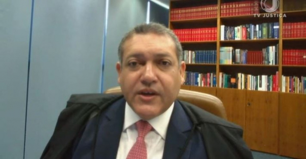STF: Nunes Marques libera realização de cultos e missas em todo o país