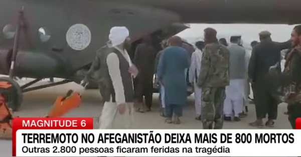 Terremoto no Afeganistão deixa mais de 800 mortos e milhares de feridos