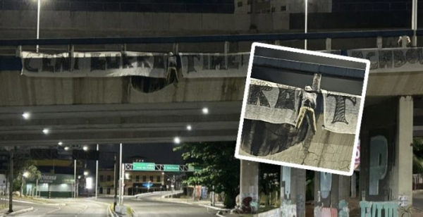 Torcida do Bahia protesta contra time com faixas e boneco com rosto de Ceni em viaduto
