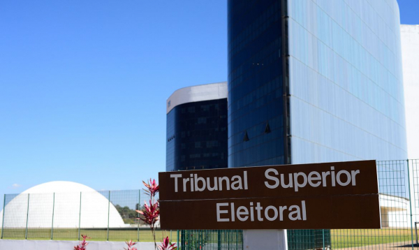 TSE abre ação para apurar atos contra sistema eleitoral