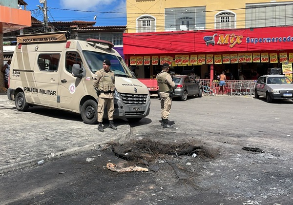 Violência sem controle: Bairro de São Cristóvão em Salvador é alvo de terror com ônibus incendiados por criminosos