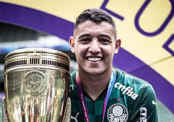 Vitória confirma dois reforços e deve anunciar Leo Condé como técnico
