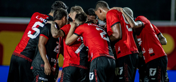 Vitória x Universidad de Quito: veja onde assistir, horário e prováveis escalações do jogo