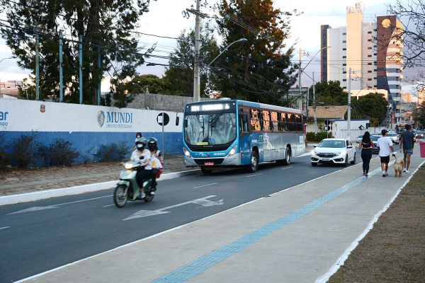 Vitória da Conquista: Passageiro do transporte coletivo mais de um salário por ano 