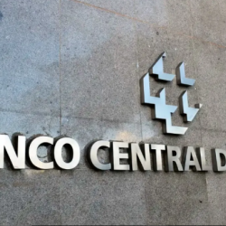 Ataque hacker desvia R$ 800 milhões de contas bancárias e afeta pix