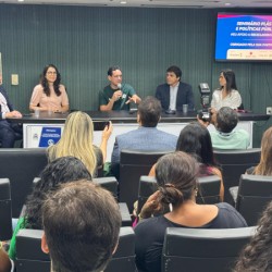Deputados baianos, empresas e especialistas debatem a importância do plástico e os avanços na reciclagem do material