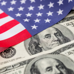 Dólar recua com expectativa de corte de juros nos EUA e Ibovespa dispara