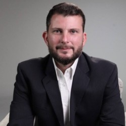 Especialista em Finanças revela estratégias para maximizar o décimo terceiro nas festas de fim de ano