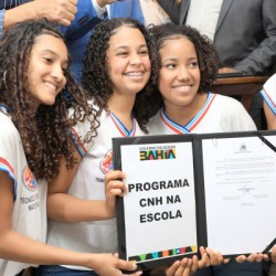 Estudantes da Rede Pública da Bahia podem se inscrever no CNH na Escola e CNH da Gente, a partir de segunda-feira (16)