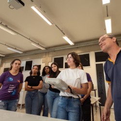 Jornada Liga STEAM 2025 chega a Feira de Santana para capacitar jovens mulheres em tecnologia