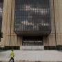 Bolsonaro nomeia presidente e diretores do BC para mandatos fixos