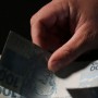 Caixa libera abono salarial para trabalhadores nascidos em dezembro