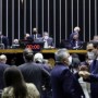 Câmara volta a incluir quarentena para juízes, militares e policias em Código Eleitoral