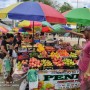 Cerca de 400 famílias vivem das suas vendas na feira da Praça Bernadinho Bahia 