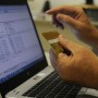 Comissão aprova projeto que obriga bancos a orientar clientes sobre como evitar fraudes