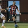 Em confronto direto pelo acesso, Vitória fica no zero com o Juventude