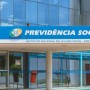 Governo planeja cortes no orçamento para cobrir ressarcimentos do INSS