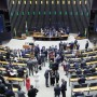 Número de pré-candidatos parlamentares a prefeituras cai pela metade